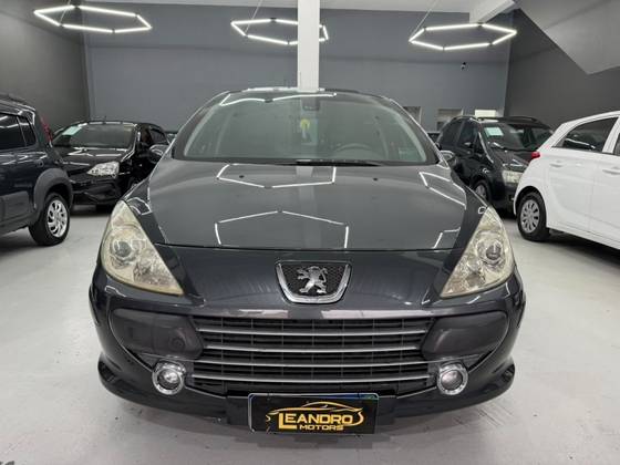 PEUGEOT 307 1.6 PRESENCE PACK 16V FLEX 4P MANUAL PEUGEOT 307 1.6 PRESENCE PACK 16V FLEX 4P MANUAL